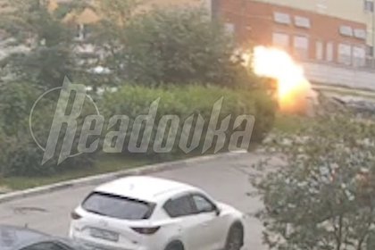 Под Москвой взорвался автомобиль с водителем внутри