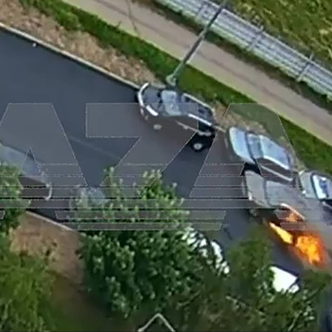Взрыв машины с водителем в Подмосковье попал на видео