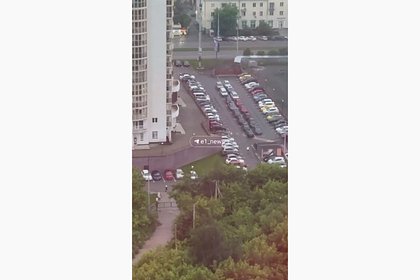 Утренняя пробежка российских полицейских за мужчиной в шорта