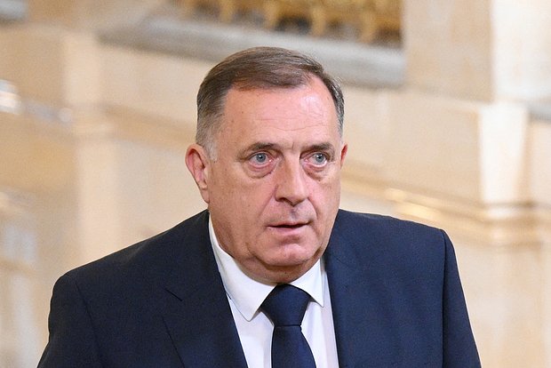 Милорад Додик