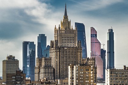 Послы Британии, Франции и Германии попросились на 
