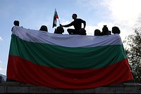 Болгария отказалась остановить поставки военной помощи Украине. Каким способом оружие передадут ВСУ? 