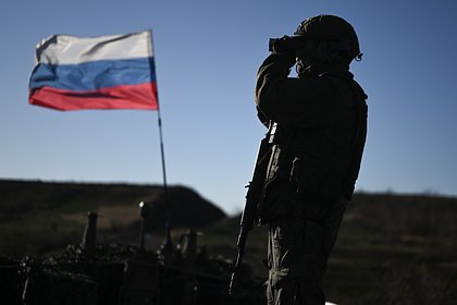 Военные подняли флаг России над Константиновкой