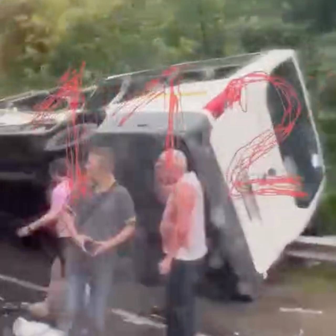 13 человек пострадали в ДТП под Москвой