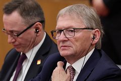 Борис Титов