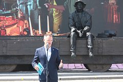 Владимир Мединский на открытии памятника Алексею Балабанову