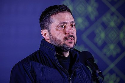 Зеленский отказал Макрону в просьбе остаться на саммите G7