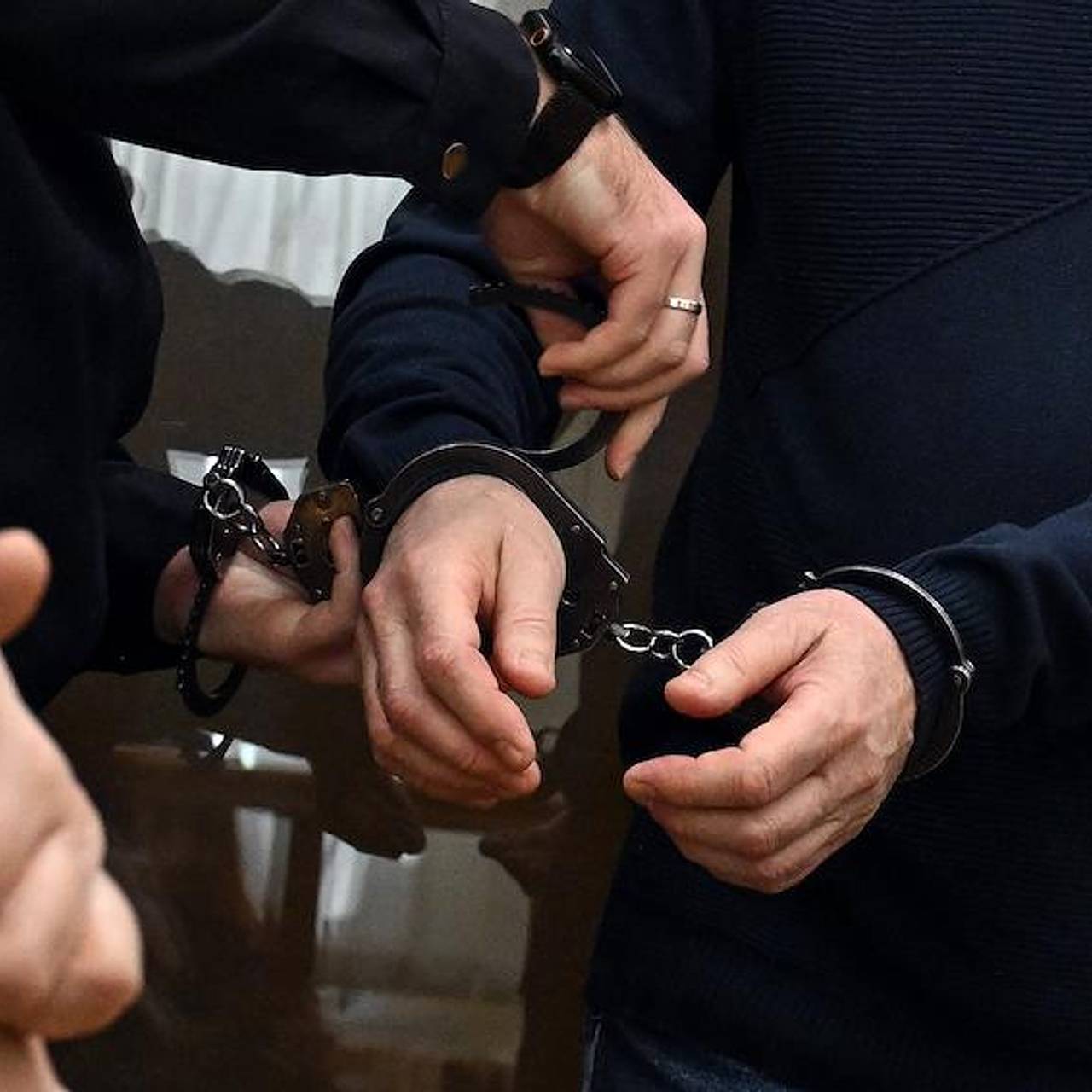 &laquo;Путин знает его фамилию&raquo;. В Петербурге задержан влиятельный бизнесмен по кличке Антиквар. Ему могут вменять заказное убийство