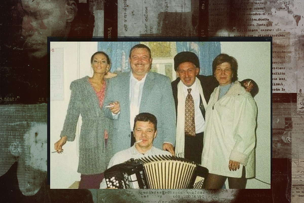 Верхний ряд: второй и третий слева — Михаил Круг и Александр Северов (Саша Север)