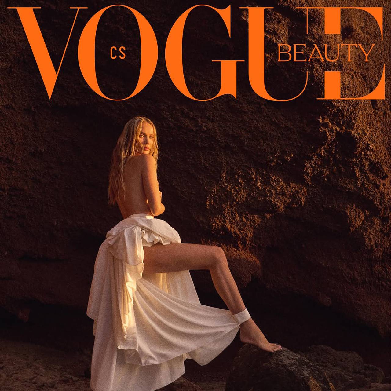 Бывшая жена банкира Бородина полуголой снялась для обложки Vogue