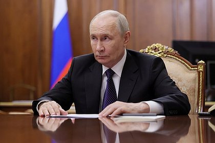 Путин провел оперативное совещание с Совбезом
