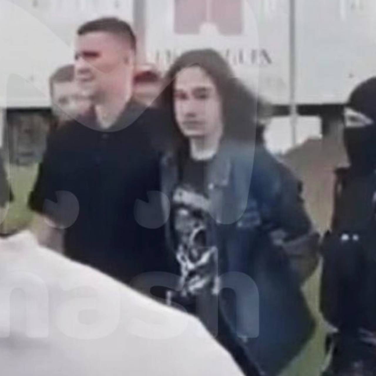 Парень с мачете устроил резню в торговом центре в Краснодаре. Нападавший кричал, что его &laquo;всю жизнь обижают&raquo;