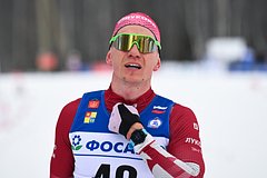 Александр Большунов