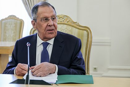 Лавров с иронией ответил на обвинения ЕС в адрес Белоруссии