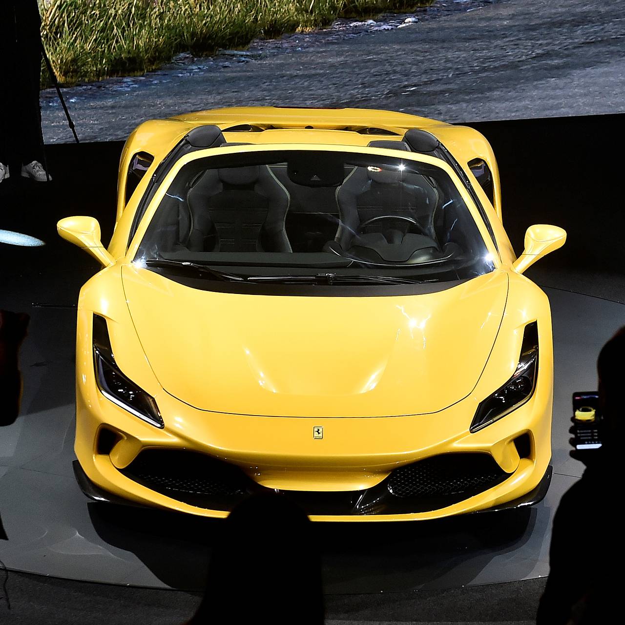 Ростовский блогер разбил Ferrari за 30 миллионов рублей