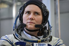 Анна Кикина