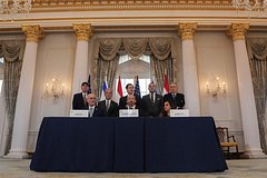 Церемония подписания рамочного соглашения между Израилем и Ливаном в Вашингтоне