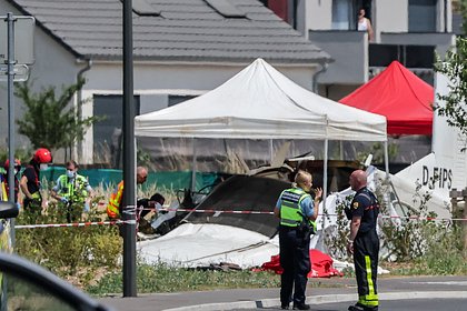 Стало известно число погибших при крушении самолета во Франции