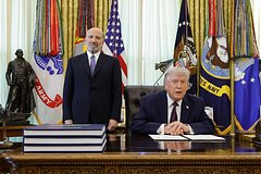 Говард Лютник и Дональд Трамп
