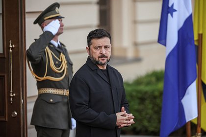 Попытки Зеленского депортировать украинцев из ЕС объяснили