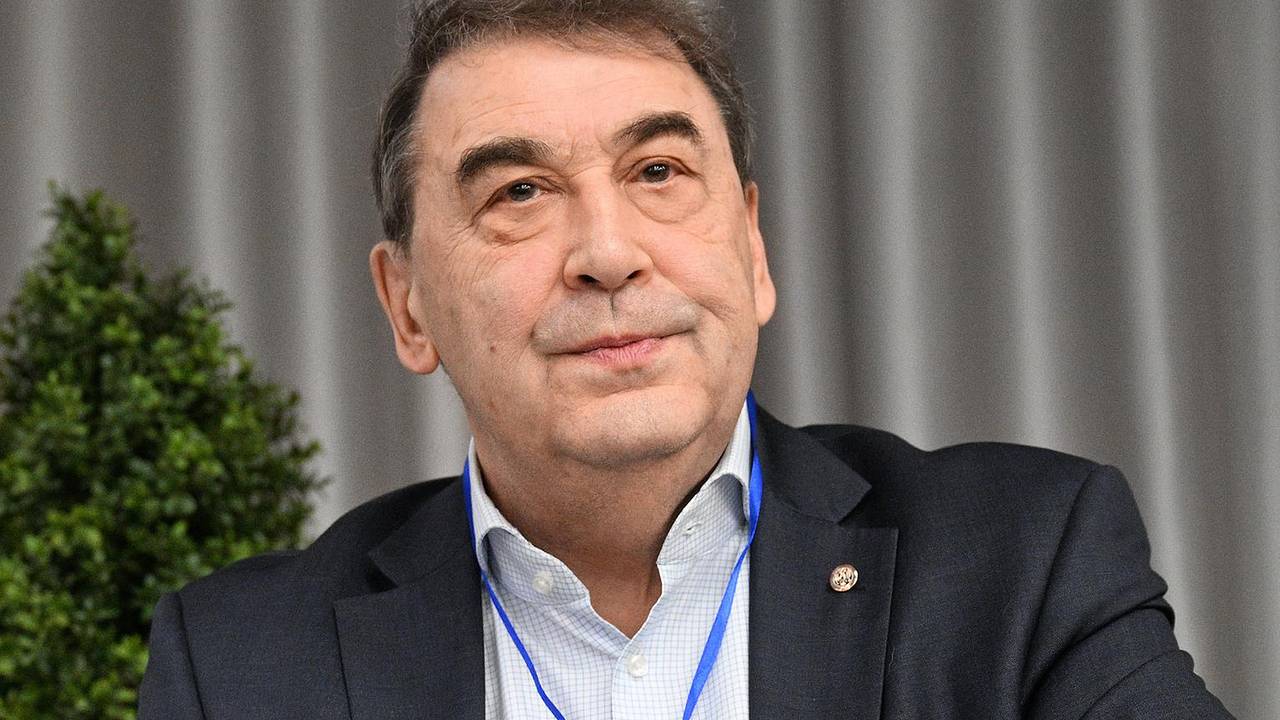 https://icdn.lenta.ru/images/2026/06/30/15/20260630152915627/wide_16_9_bf18c01e964d65811d31cf90fd586f05.jpg