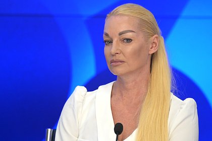 Волочкова жестко ответила на отказ SHAMAN записать песню
