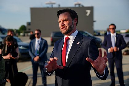 Вэнс назвал раздражающую тактику Ирана на переговоров с США