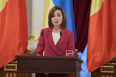 Майя Санду