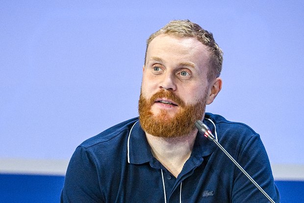 Евгений Чебатков