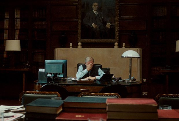 Темпы работы в высококонкурентной среде, показанной в сериале, выдерживают не все