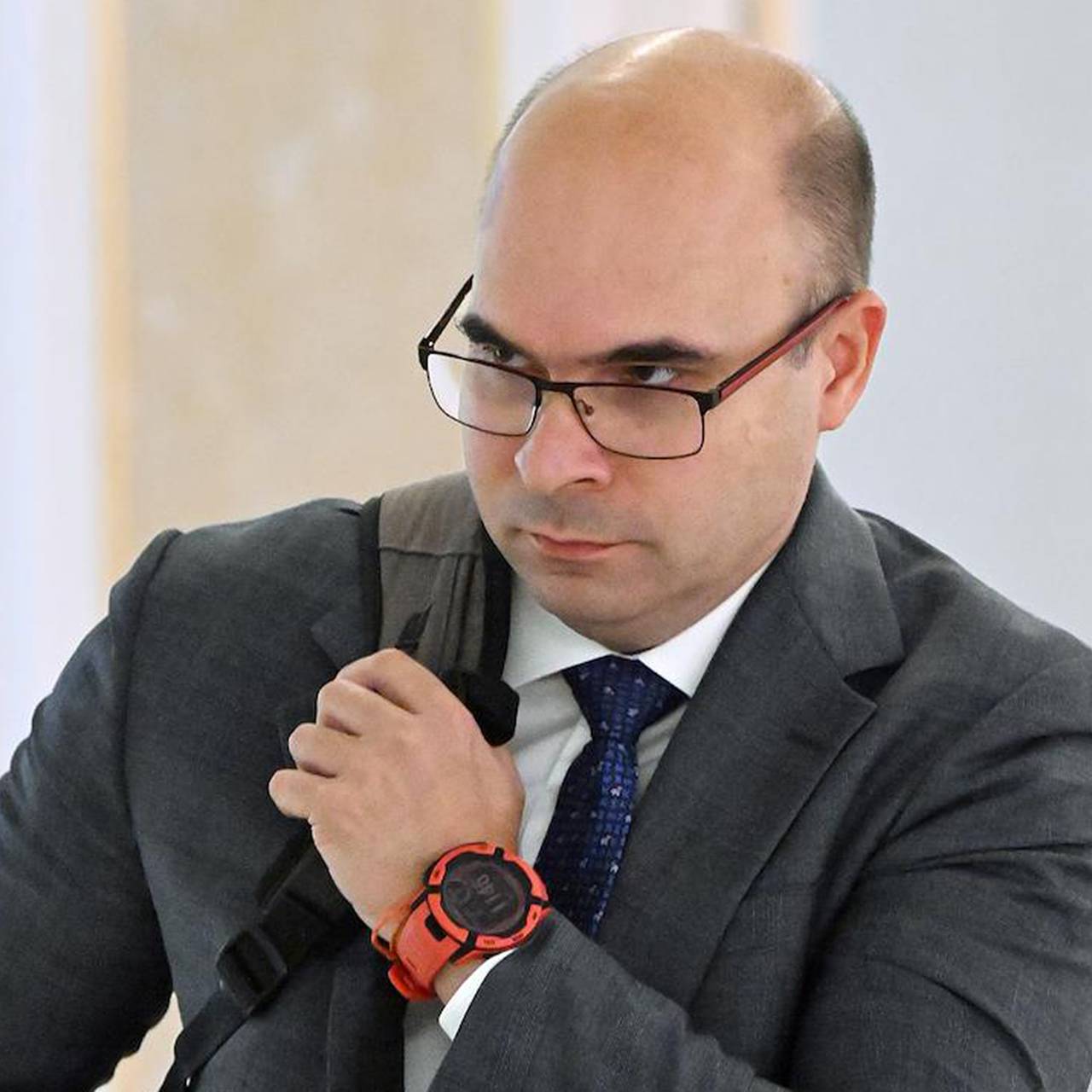 Зампред Банка России опроверг подачу сигналов рынку при помощи носков