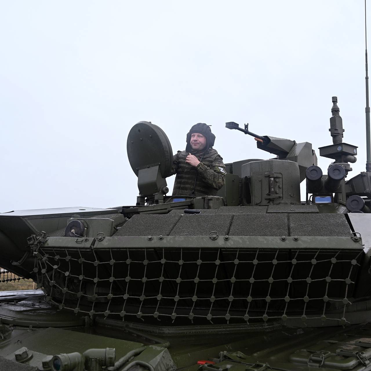 В России заметили Т-90М с &laquo;Ареной&raquo;