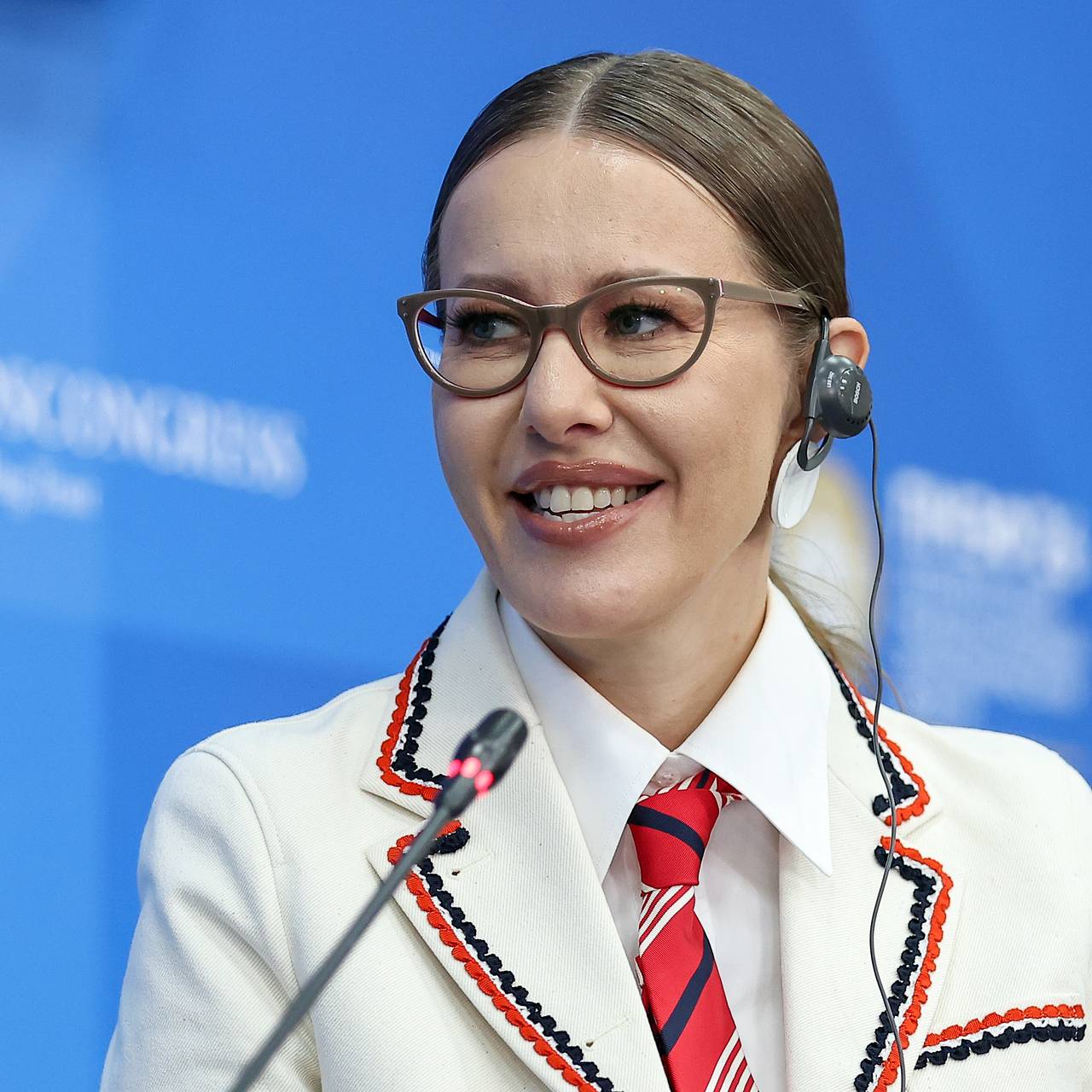 Собчак в разговоре с бывшим американским разведчиком пошутила об иноагентах