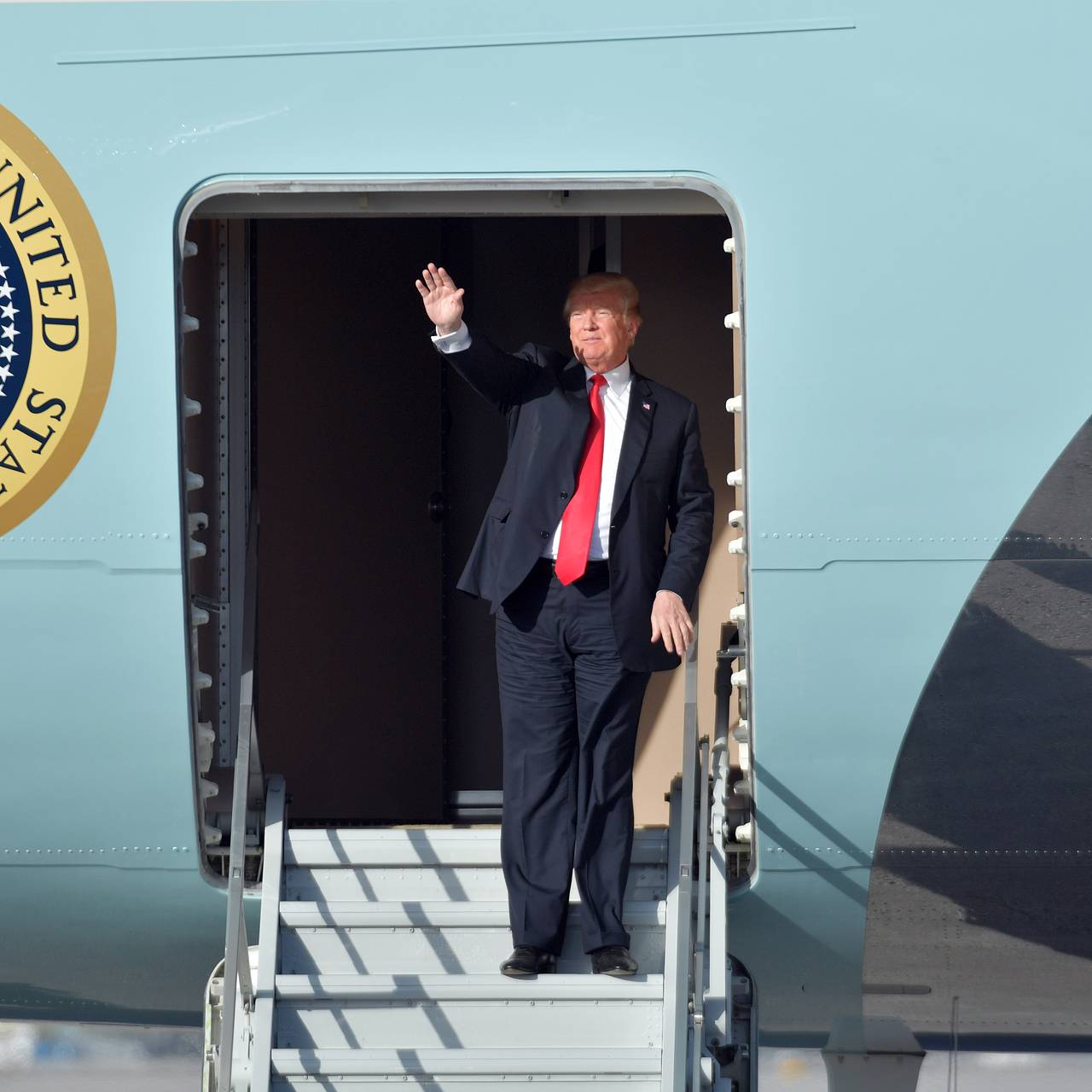 Трамп использовал старый самолет для возвращения из Турции в Вашингтон