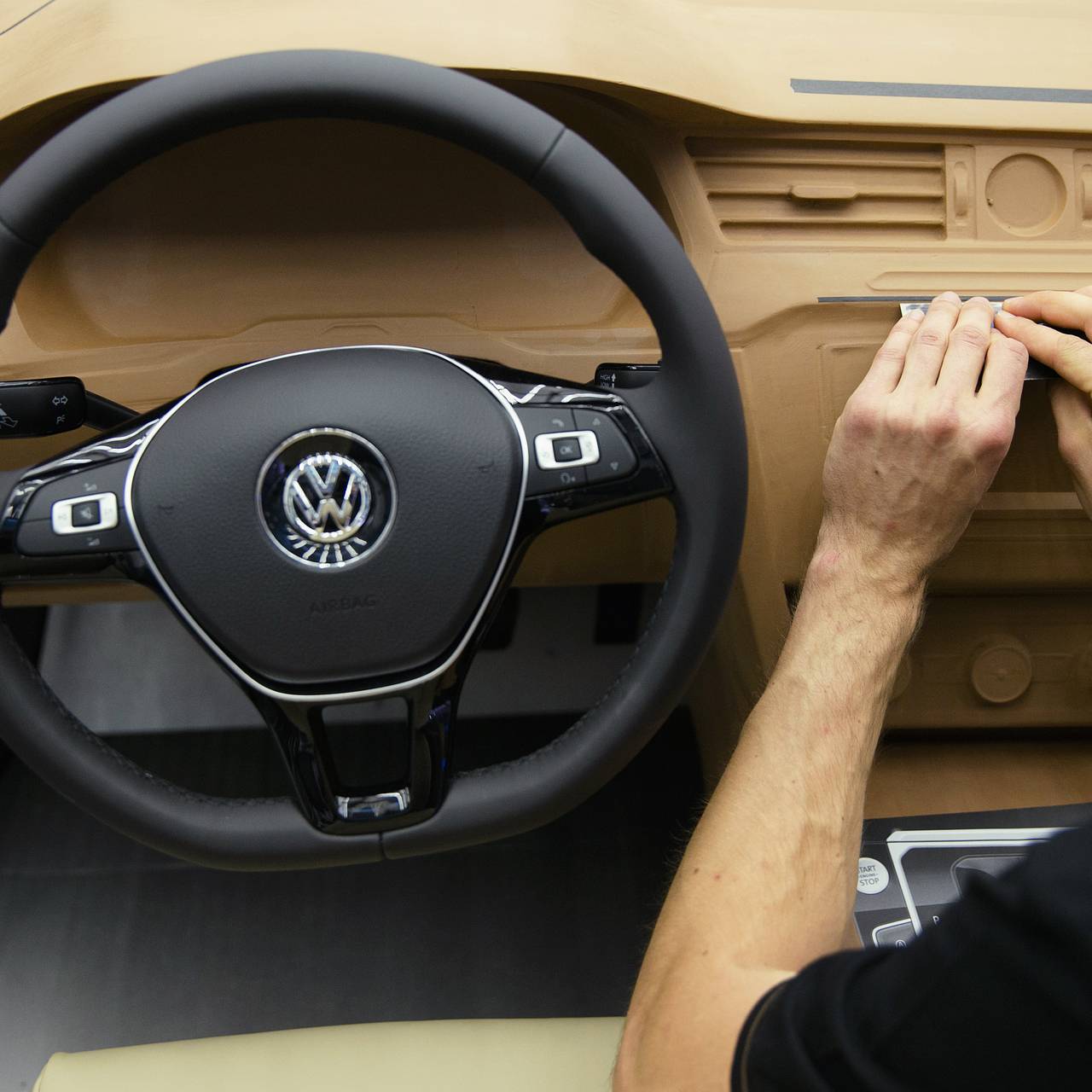 Глава Volkswagen назвал решения &laquo;разумнее закрытия заводов&raquo;