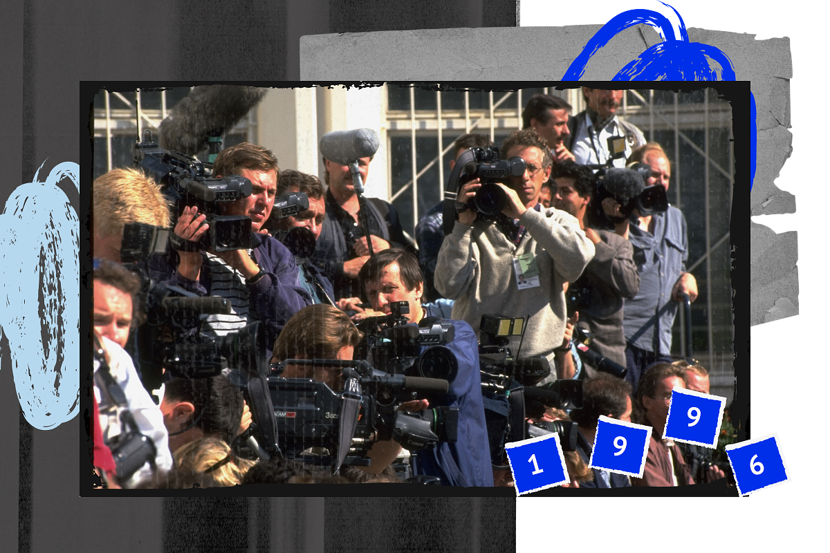 Фотографы ждут появления Виктора Черномырдина