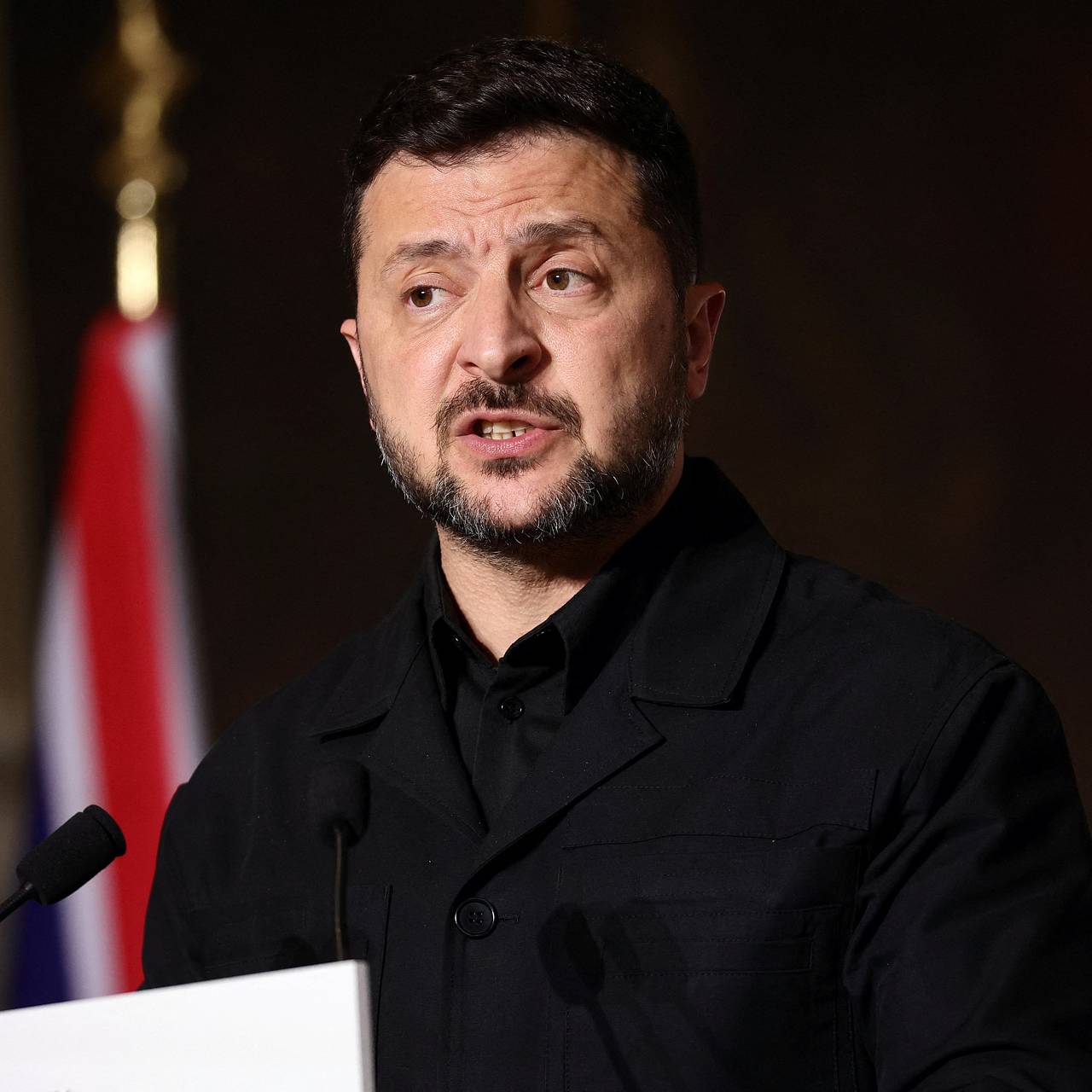 Зеленский снова сорвался на русский язык