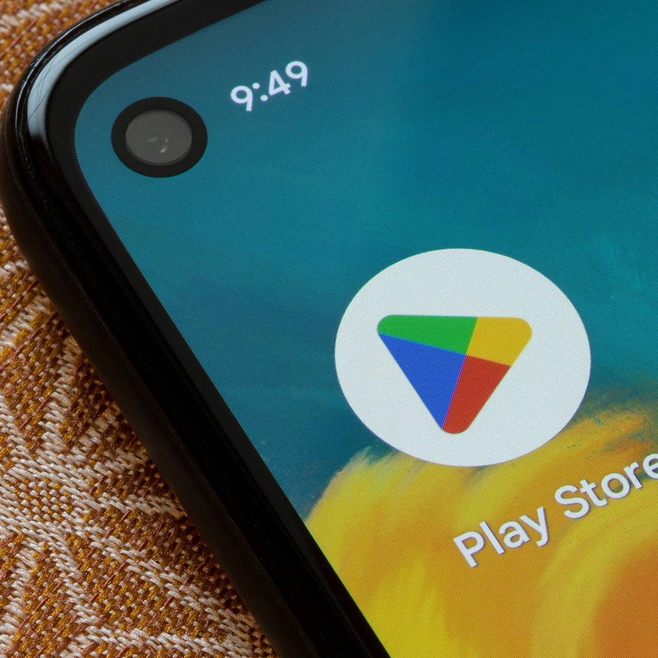 VK и &laquo;Макс&raquo; пропали из Google Play