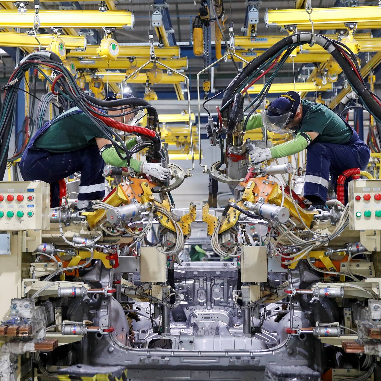 Рабочие автозавода Hyundai потребовали гарантий на фоне появления новых сотрудников