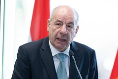 Тамаш Шуйок