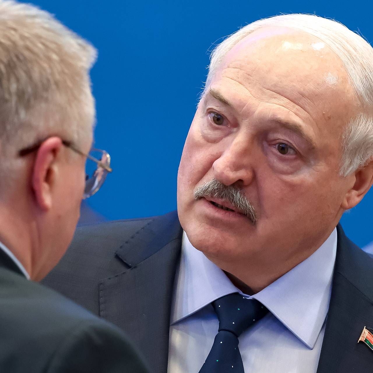 Лукашенко выругался об участии звезд в политике