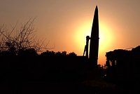 Стало известно о пожаре на крупном складе под Киевом после удара ракеты