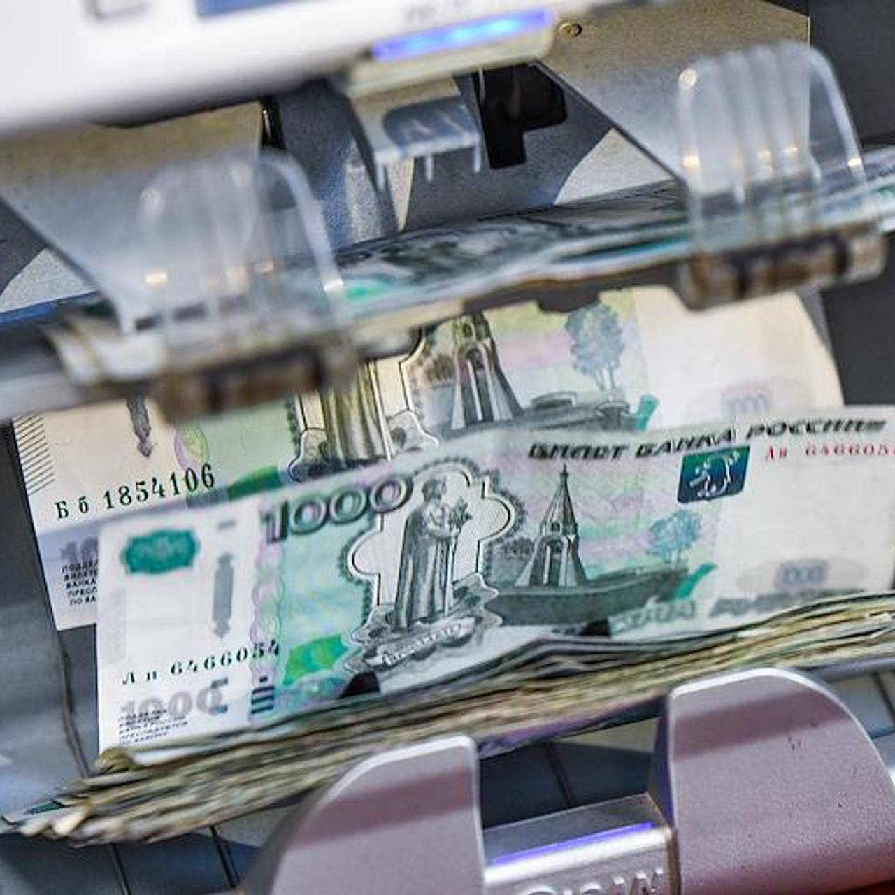 Дефициту российского бюджета спрогнозировали сильный рост