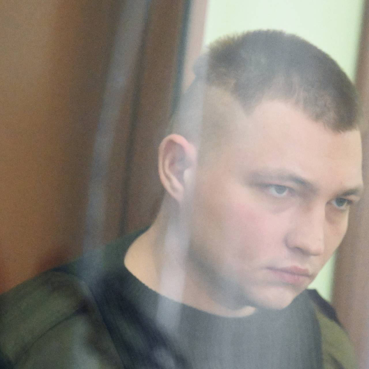 Осужденный на 20 лет поджигатель костромского клуба отправился на СВО