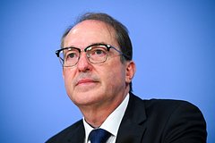 Александер Добриндт