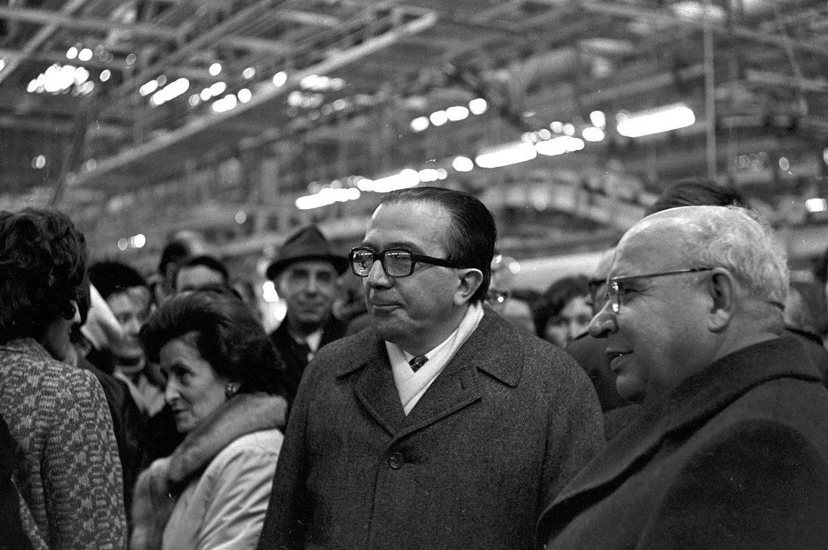 Gallery - «АвтоВАЗу» — 60 лет: история создания главного автозавода страны: На дорогах: Авто: Lenta.ru - image 5
