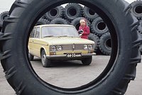 Эпоха автомобилизации: «АвтоВАЗу» — 60 лет. Как главный автозавод страны изменил отношение советского человека к машинам?
