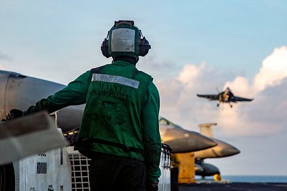 Болгария одобрила размещение американских самолетов