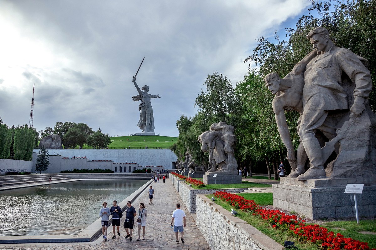 Волгоград — город-герой