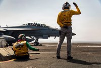 США и Иран вновь обменялись ударами. Какие объекты поражены и планирует ли Трамп расширение военной операции? 